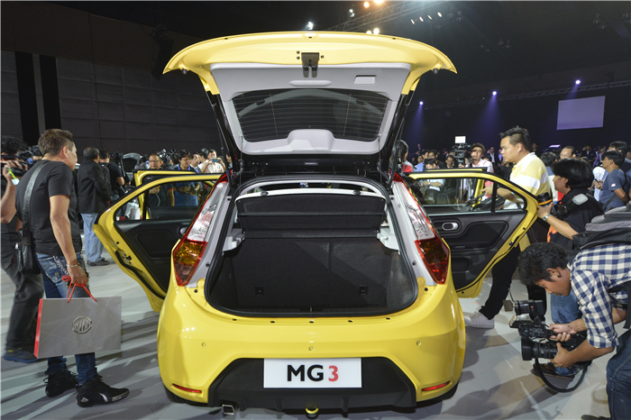 MG直道而行：引入多姿多彩的新MG3 強力殺入B級掀背車市場 瞄準(zhǔn)Y世代